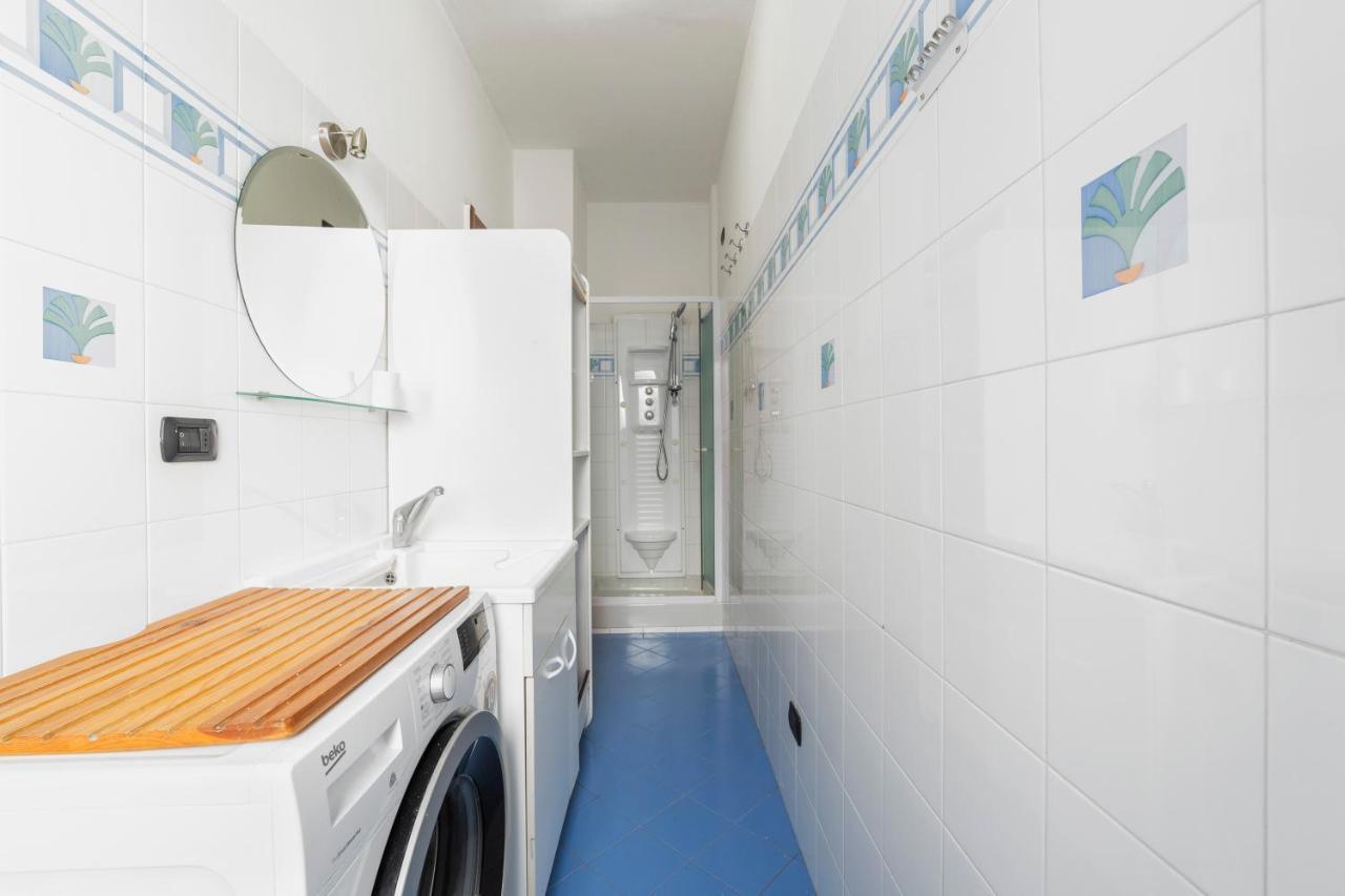 Cenisio M5 Lovely Apartment - With Balcony! Milan Exterior photo