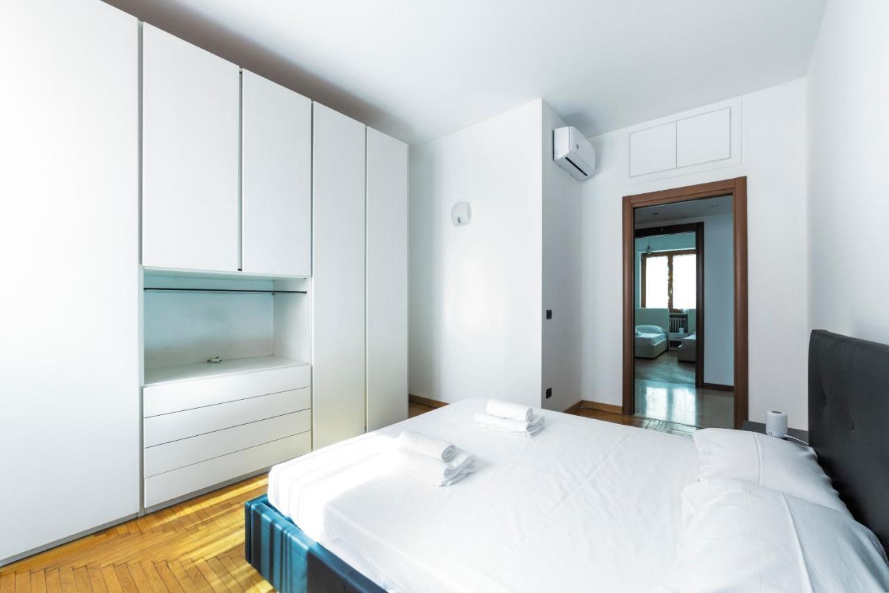 Cenisio M5 Lovely Apartment - With Balcony! Milan Exterior photo